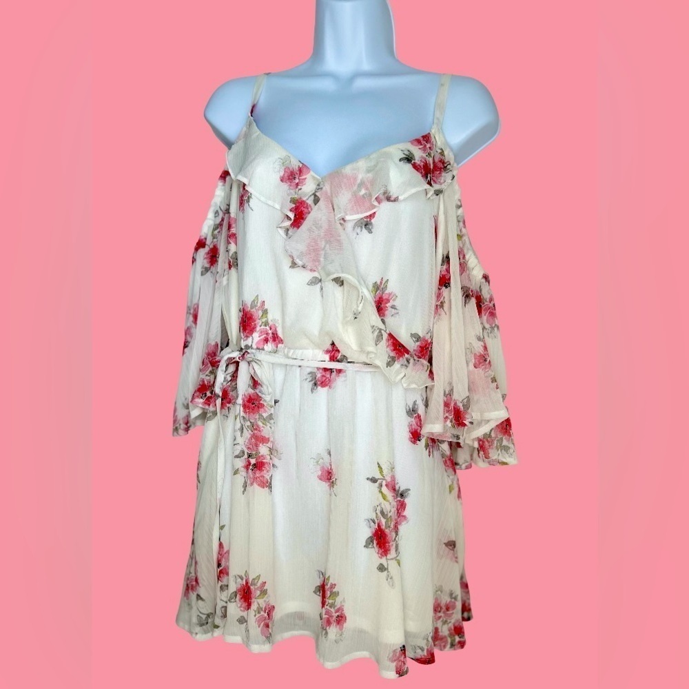 TORRID COLD SHOULDER FLORAL BLOUSE - Picture 3 of 6